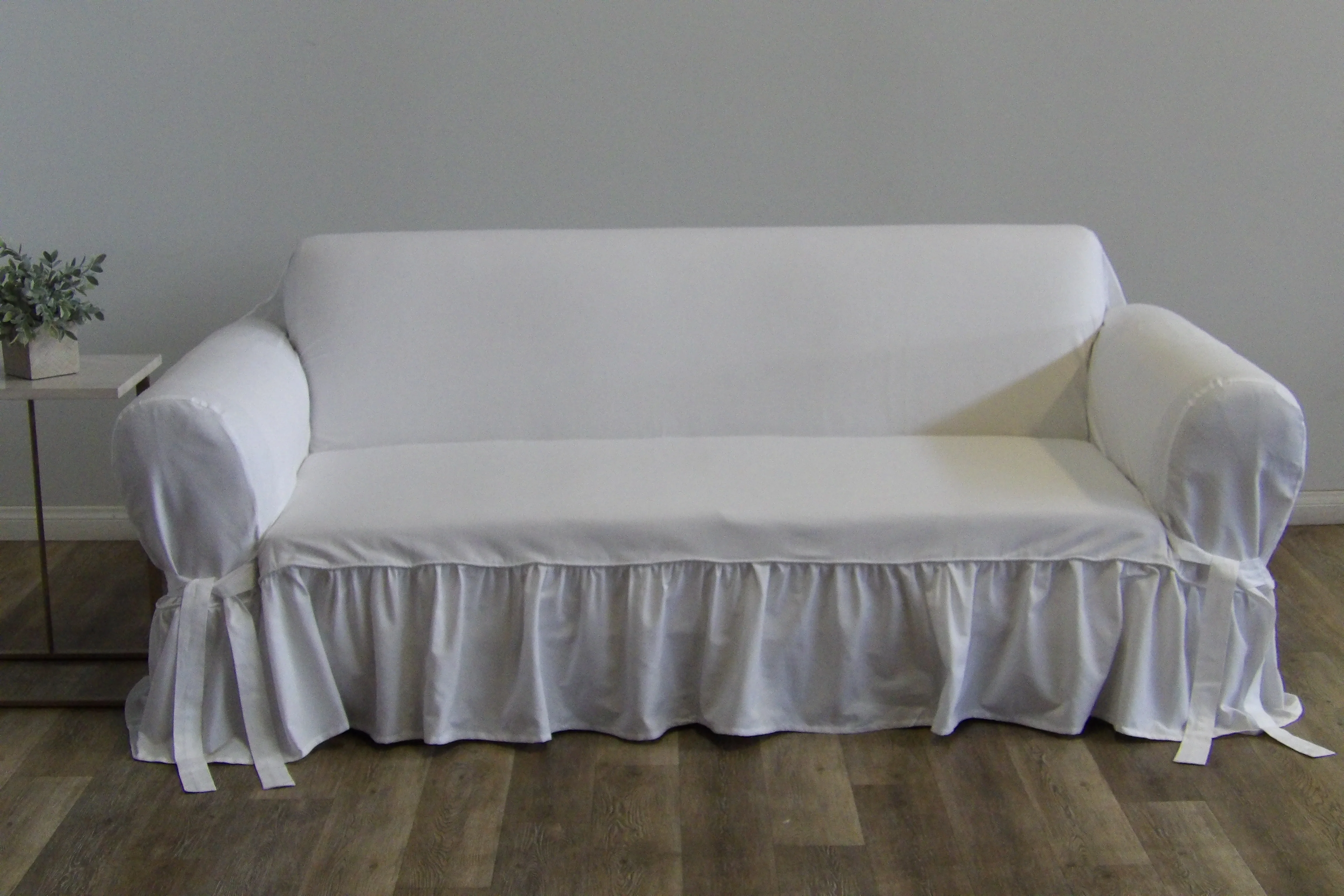 Ruffled One-Piece Slipcover - Image 7
